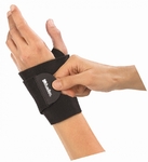 Mueller Wraparound Wrist Support